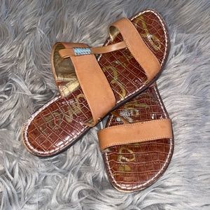 EUC Sam Edelman Kane Brown Slip On Flat Sandal Size 9.5